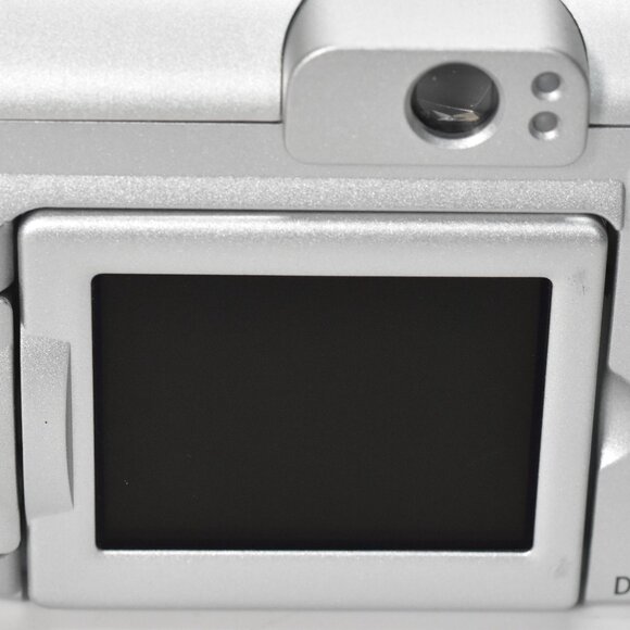 Canon PowerShot A610 Digital Camera 5MP 4x Optical Zoom Video 2GB SD Card MINT - Picture 8 of 16